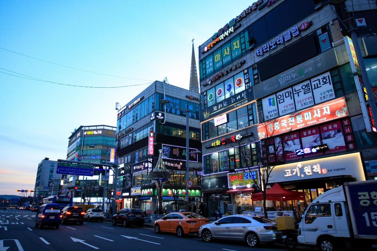 Incheon Airport Hotel Queen Exterior photo